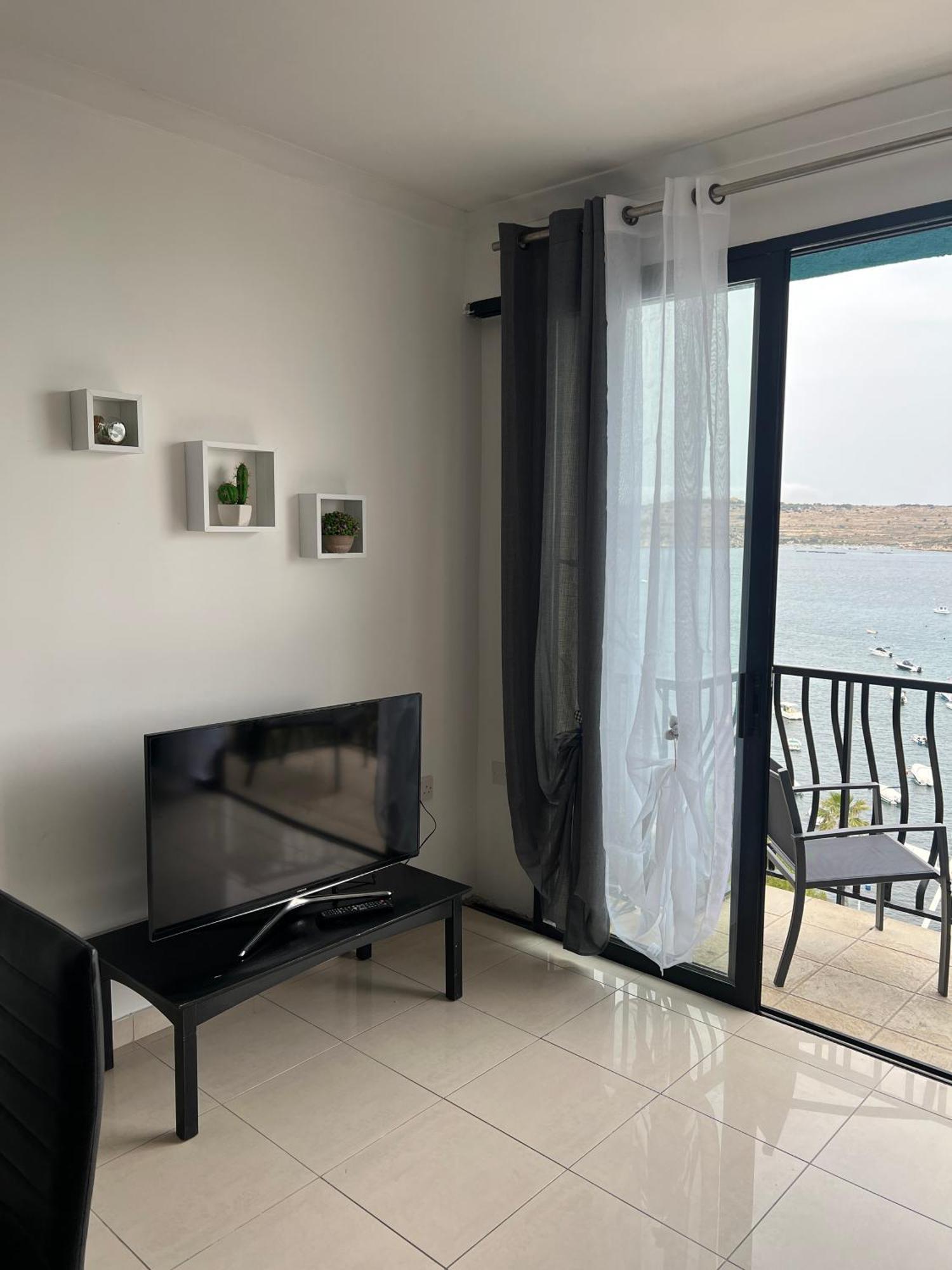 شقة Sea View Penthouse خليج سانت بول المظهر الخارجي الصورة