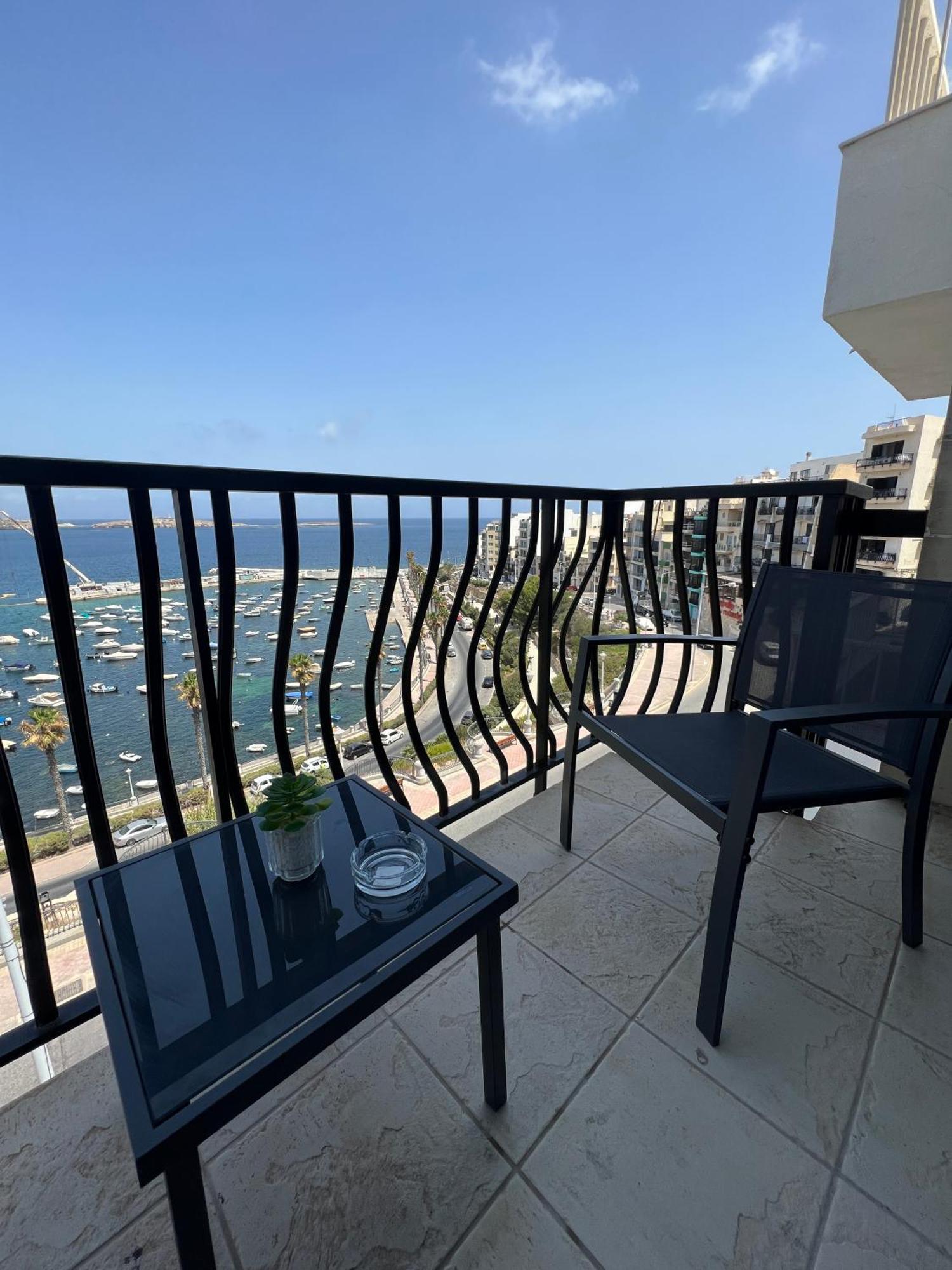 شقة Sea View Penthouse خليج سانت بول المظهر الخارجي الصورة